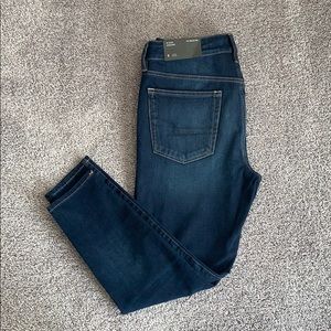 AE Jeans